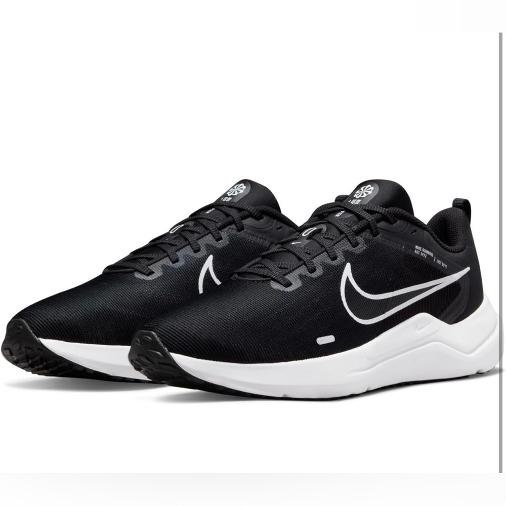 Nike Men's Downshifter Sneaker